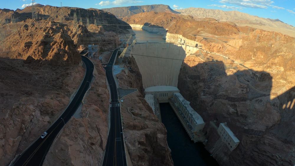 سد الجاذبية (Gravity Dam)